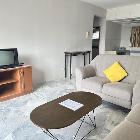 Pd Marina Resort Петалинг Джая Екстериор снимка
